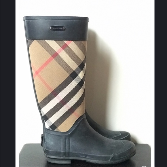 COPY - Burberry Rain Boots - Picture 2 of 3